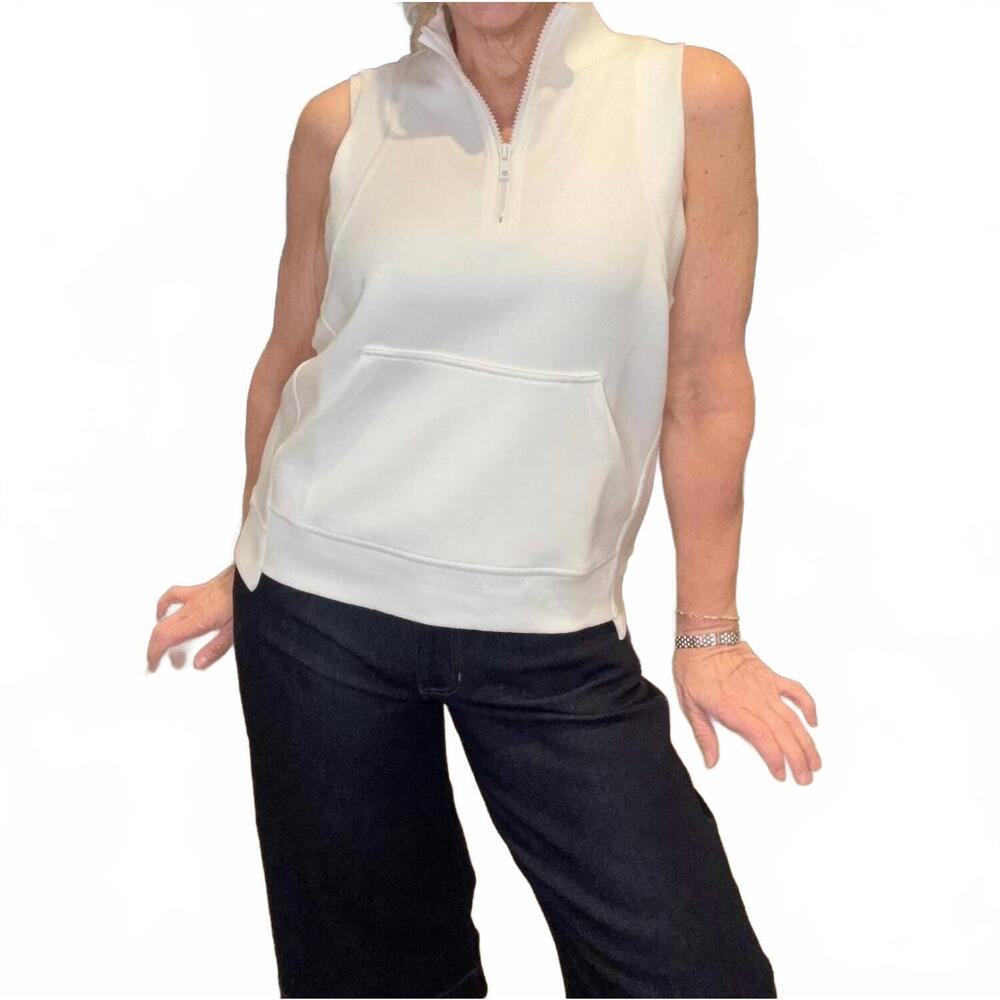 NEW MAC & ME sleeveless v-neck sweatshirt in white